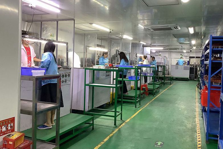 Silicone Compression Molding Workshop