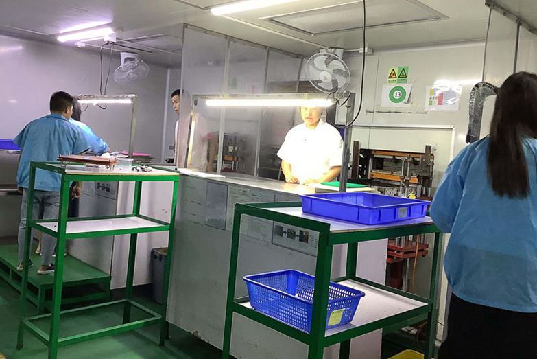 Silicone Rubber Compression Molding Workshop